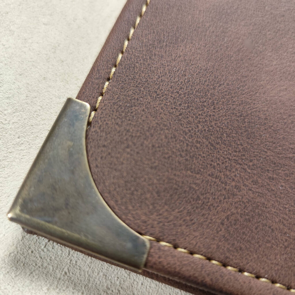 Etlaptarto-fem-sarokkal